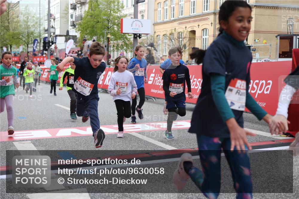 25.04.2026 - Das Zehntel Strokosch-Dieckow http://msf.ph/oto/9630058 25.04.2026 09:02:49 Ziel 1007, 1012, 1425, 1435, 1813, 2139, 2143, 2198, 2228, 2235, 2375, 2448, 2847, 3061, 3072, 3681, 3787, 3819, 3820 meine-sportfotos.de