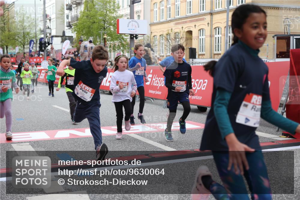 25.04.2026 - Das Zehntel Strokosch-Dieckow http://msf.ph/oto/9630064 25.04.2026 09:02:49 Ziel 1007, 1012, 1425, 1435, 1813, 2139, 2143, 2198, 2228, 2235, 2375, 2448, 2847, 3061, 3072, 3681, 3787, 3819, 3820 meine-sportfotos.de