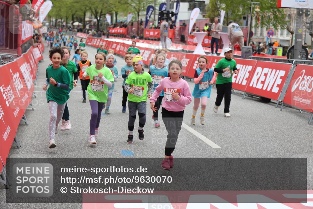 25.04.2026 - Das Zehntel Strokosch-Dieckow http://msf.ph/oto/9630070 25.04.2026 11:06:58 Ziel 5010, 5191, 5618, 5622, 5623, 5640, 5642, 6002, 6626, 7068, 7083, 7454, 7460, 7816, 7871 meine-sportfotos.de