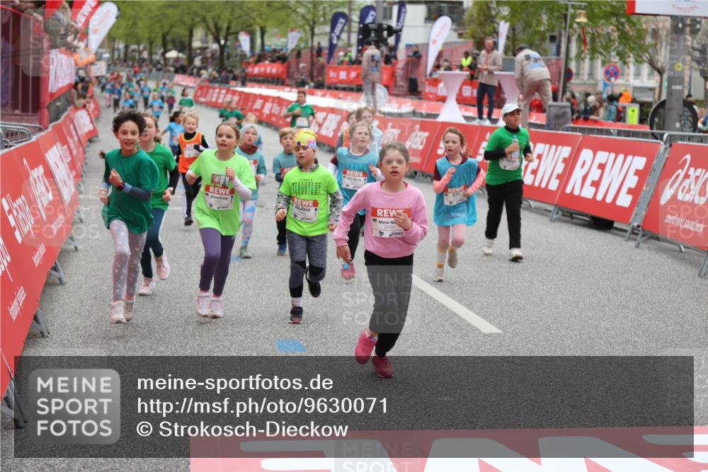 25.04.2026 - Das Zehntel Strokosch-Dieckow http://msf.ph/oto/9630071 25.04.2026 11:06:58 Ziel 5010, 5191, 5618, 5622, 5623, 5640, 5642, 6002, 6626, 7068, 7083, 7454, 7460, 7816, 7871 meine-sportfotos.de