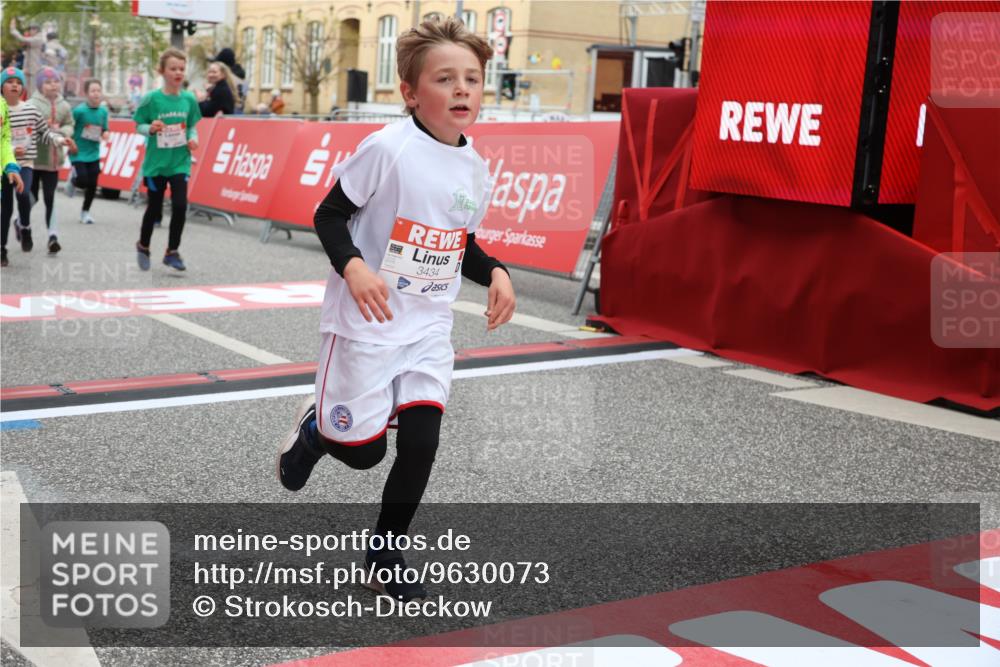 25.04.2026 - Das Zehntel Strokosch-Dieckow http://msf.ph/oto/9630073 25.04.2026 09:02:53 Ziel 1232, 1425, 1435, 1813, 2139, 2143, 2198, 2388, 2448, 3061, 3072, 3650, 3681, 3694, 3786, 3793, 3794 meine-sportfotos.de