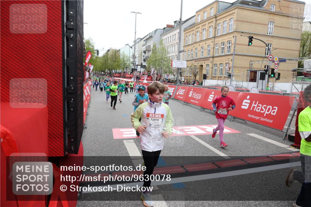 25.04.2026 - Das Zehntel Strokosch-Dieckow http://msf.ph/oto/9630078 25.04.2026 11:04:24 Ziel 5052, 5053, 5630, 5945, 5948, 5971, 6567, 6887, 7064, 7087, 7117, 7237, 7269, 7600, 7609, 7979, 7980, 7994 meine-sportfotos.de