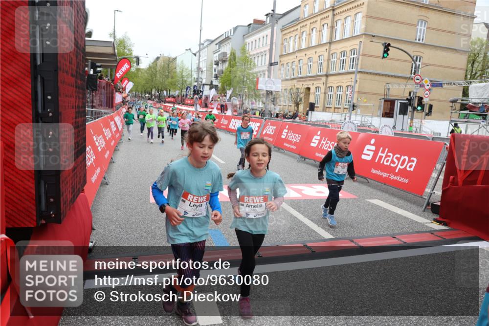 25.04.2026 - Das Zehntel Strokosch-Dieckow http://msf.ph/oto/9630080 25.04.2026 11:06:56 Ziel 5010, 5618, 5622, 5623, 5637, 5640, 5642, 6002, 6626, 7454, 7460, 7580, 7614 meine-sportfotos.de