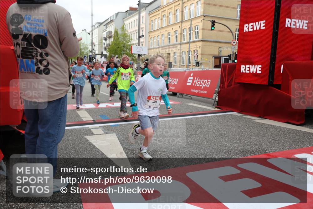 25.04.2026 - Das Zehntel Strokosch-Dieckow http://msf.ph/oto/9630098 25.04.2026 09:02:54 Ziel 1232, 1337, 1343, 1716, 1813, 2003, 2139, 2143, 2198, 2388, 2448, 2457, 3061, 3072, 3650, 3681, 3694, 3786, 3793, 3794 meine-sportfotos.de