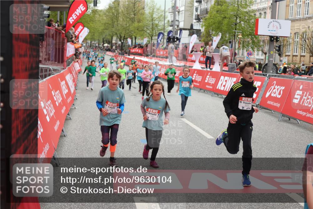25.04.2026 - Das Zehntel Strokosch-Dieckow http://msf.ph/oto/9630104 25.04.2026 11:06:54 Ziel 5010, 5618, 5622, 5623, 5637, 5642, 6002, 6626, 7454, 7460, 7580, 7614 meine-sportfotos.de