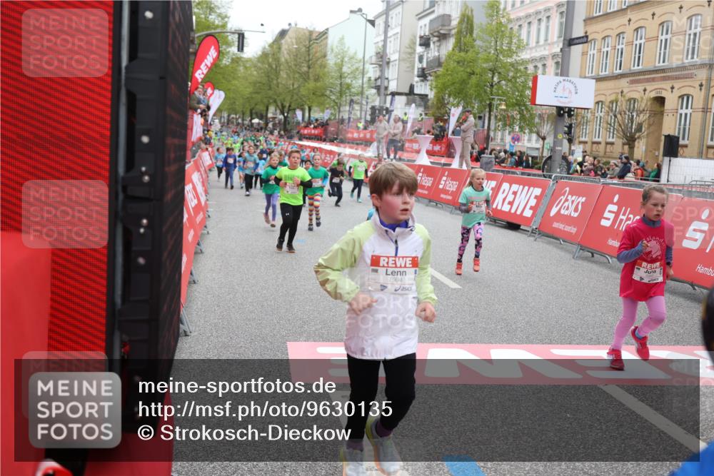 25.04.2026 - Das Zehntel Strokosch-Dieckow http://msf.ph/oto/9630135 25.04.2026 11:04:24 Ziel 5052, 5053, 5630, 5945, 5948, 5971, 6567, 6887, 7064, 7087, 7117, 7237, 7269, 7600, 7609, 7979, 7980, 7994 meine-sportfotos.de