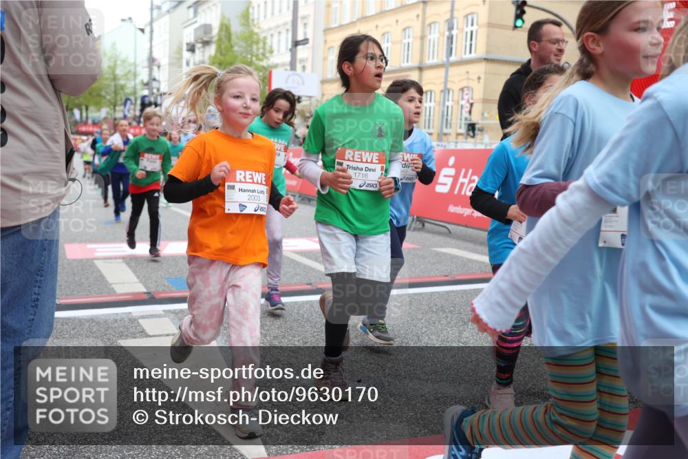 25.04.2026 - Das Zehntel Strokosch-Dieckow http://msf.ph/oto/9630170 25.04.2026 09:02:57 Ziel 1232, 1337, 1343, 1716, 2003, 2388, 2457, 2595, 3434, 3435, 3647, 3649, 3650, 3694, 3747, 3786, 3793, 3794, 3941, 3982 meine-sportfotos.de