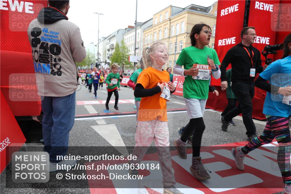 25.04.2026 - Das Zehntel Strokosch-Dieckow http://msf.ph/oto/9630184 25.04.2026 09:02:58 Ziel 1232, 1337, 1343, 1716, 2003, 2388, 2457, 2595, 3399, 3434, 3435, 3633, 3639, 3643, 3645, 3647, 3649, 3650, 3694, 3747, 3786, 3793, 3794, 3941, 3981, 3982 meine-sportfotos.de