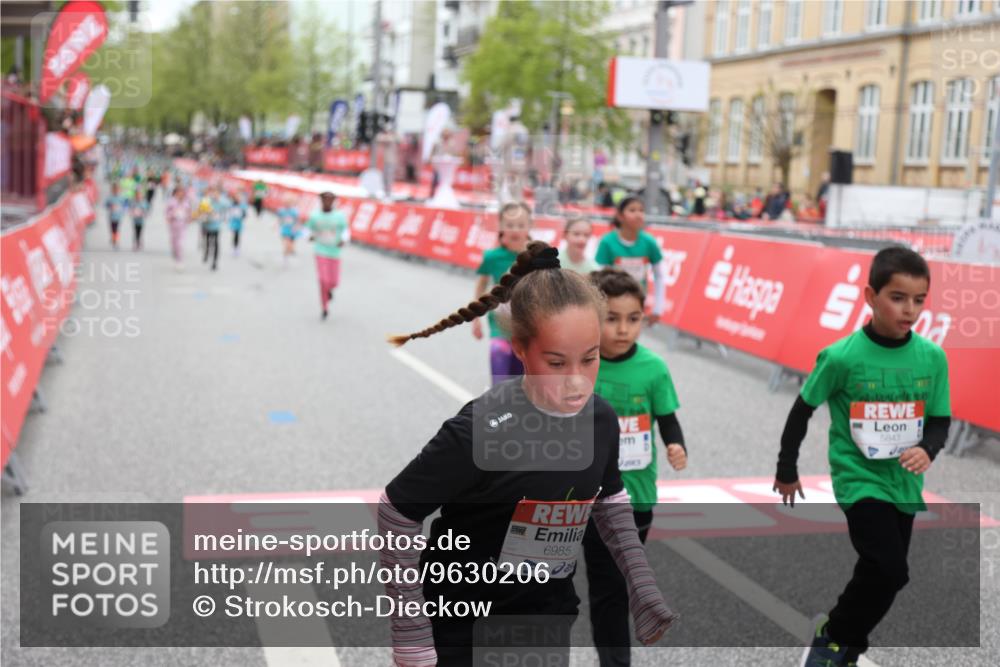 25.04.2026 - Das Zehntel Strokosch-Dieckow http://msf.ph/oto/9630206 25.04.2026 11:06:45 Ziel 5139, 5843, 5845, 6985, 7892, 7894, 7902 meine-sportfotos.de