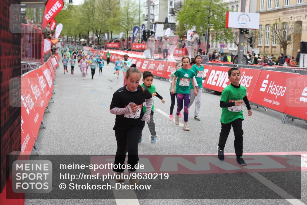 25.04.2026 - Das Zehntel Strokosch-Dieckow http://msf.ph/oto/9630219 25.04.2026 11:06:44 Ziel 5139, 5843, 5845, 6985, 7892, 7894, 7902 meine-sportfotos.de