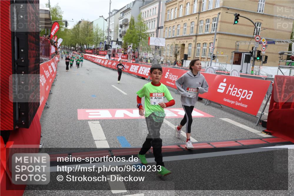 25.04.2026 - Das Zehntel Strokosch-Dieckow http://msf.ph/oto/9630233 25.04.2026 11:06:37 Ziel 5172, 6241, 6934, 7281, 7774, 7777, 18087 meine-sportfotos.de