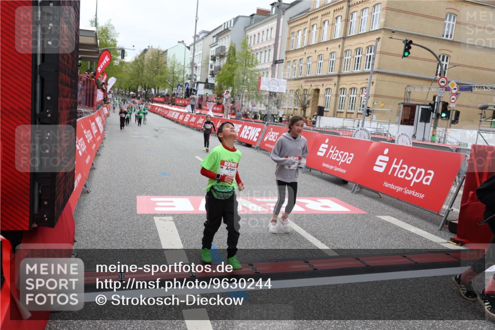 25.04.2026 - Das Zehntel Strokosch-Dieckow http://msf.ph/oto/9630244 25.04.2026 11:06:36 Ziel 5172, 6241, 6934, 7281, 7774, 7777, 18087 meine-sportfotos.de
