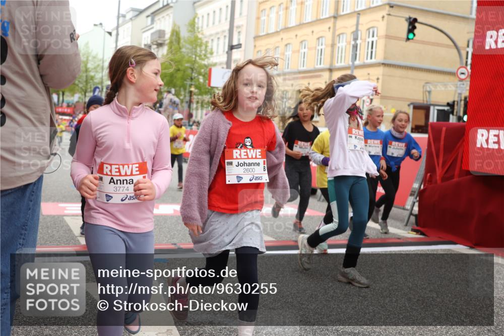 25.04.2026 - Das Zehntel Strokosch-Dieckow http://msf.ph/oto/9630255 25.04.2026 09:03:03 Ziel 1478, 1805, 2127, 2135, 2504, 2518, 2595, 2600, 2665, 2713, 2736, 2926, 3153, 3310, 3399, 3434, 3435, 3633, 3638, 3639, 3643, 3645, 3647, 3649, 3747, 3774, 3941, 3981, 3982 meine-sportfotos.de