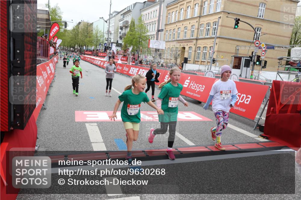 25.04.2026 - Das Zehntel Strokosch-Dieckow http://msf.ph/oto/9630268 25.04.2026 11:06:34 Ziel 5172, 6241, 6480, 6481, 6934, 7217, 7281, 7774, 7777, 18087 meine-sportfotos.de