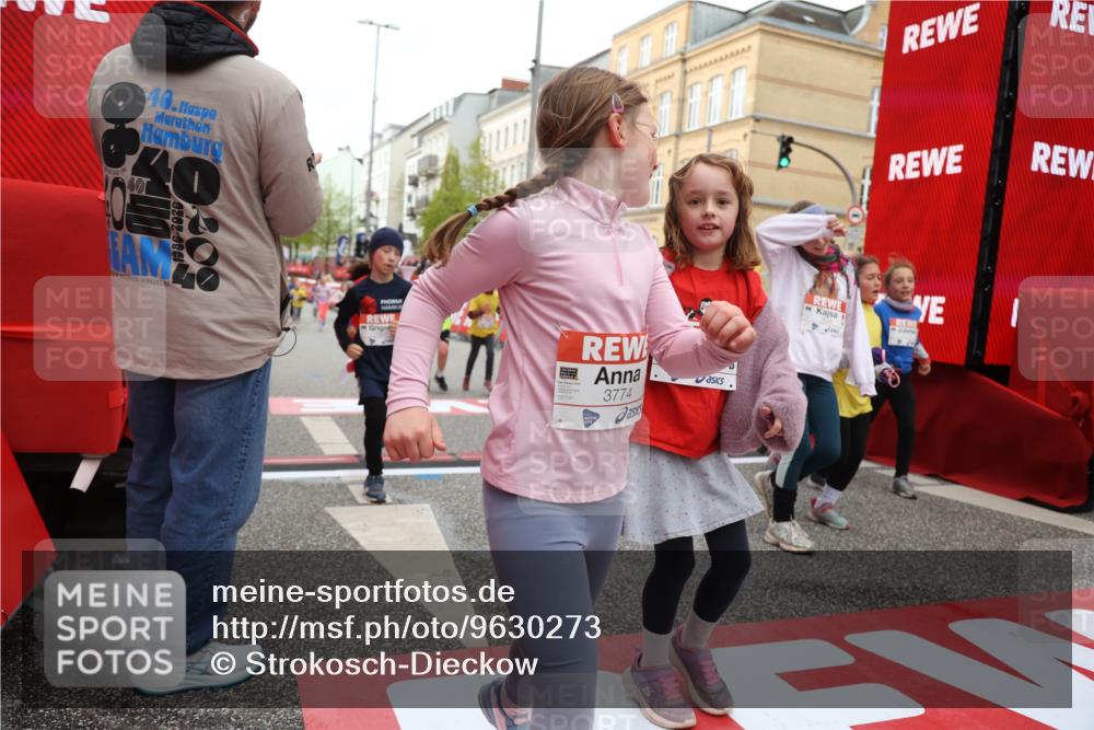 25.04.2026 - Das Zehntel Strokosch-Dieckow http://msf.ph/oto/9630273 25.04.2026 09:03:03 Ziel 1478, 1805, 2127, 2135, 2504, 2518, 2595, 2600, 2665, 2713, 2736, 2926, 3153, 3310, 3399, 3434, 3435, 3633, 3638, 3639, 3643, 3645, 3647, 3649, 3747, 3774, 3941, 3981, 3982 meine-sportfotos.de