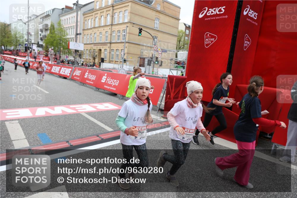25.04.2026 - Das Zehntel Strokosch-Dieckow http://msf.ph/oto/9630280 25.04.2026 11:06:29 Ziel 6195, 6197, 6480, 6481, 6587, 6739, 6765, 6801, 7217, 7416, 7645 meine-sportfotos.de