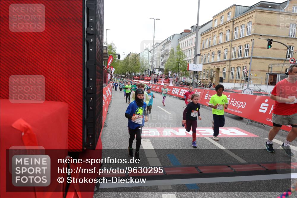 25.04.2026 - Das Zehntel Strokosch-Dieckow http://msf.ph/oto/9630295 25.04.2026 11:04:23 Ziel 5052, 5053, 5630, 5945, 5948, 5971, 6567, 6887, 7064, 7087, 7237, 7269, 7600, 7609, 7979, 7980, 7994 meine-sportfotos.de