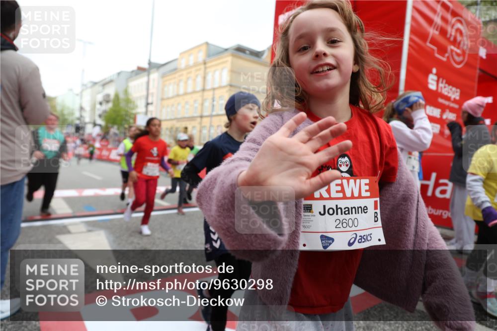 25.04.2026 - Das Zehntel Strokosch-Dieckow http://msf.ph/oto/9630298 25.04.2026 09:03:05 Ziel 1478, 1805, 2127, 2135, 2220, 2504, 2518, 2600, 2665, 2713, 2736, 2926, 3153, 3310, 3399, 3633, 3638, 3639, 3643, 3645, 3647, 3774, 3941, 3981, 3982 meine-sportfotos.de