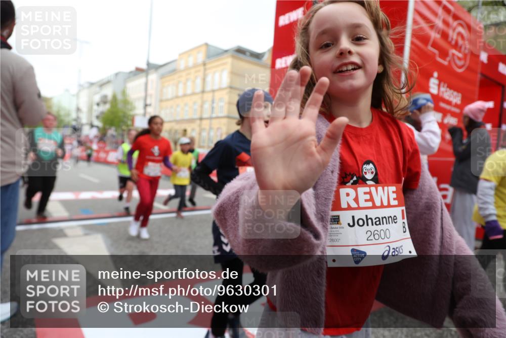 25.04.2026 - Das Zehntel Strokosch-Dieckow http://msf.ph/oto/9630301 25.04.2026 09:03:05 Ziel 1478, 1805, 2127, 2135, 2220, 2504, 2518, 2600, 2665, 2713, 2736, 2926, 3153, 3310, 3399, 3633, 3638, 3639, 3643, 3645, 3647, 3774, 3941, 3981, 3982 meine-sportfotos.de