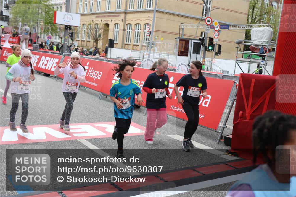 25.04.2026 - Das Zehntel Strokosch-Dieckow http://msf.ph/oto/9630307 25.04.2026 11:06:27 Ziel 6195, 6197, 6480, 6481, 6587, 6739, 6765, 6773, 6801, 7217, 7416, 7645 meine-sportfotos.de