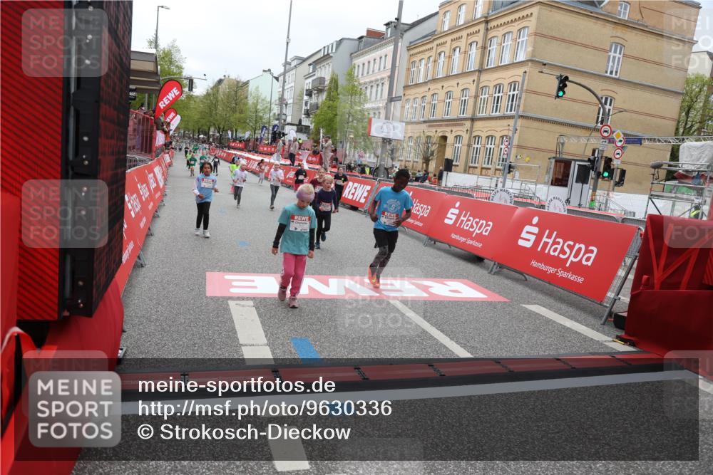 25.04.2026 - Das Zehntel Strokosch-Dieckow http://msf.ph/oto/9630336 25.04.2026 11:06:23 Ziel 5051, 5875, 6587, 6773, 6801, 7215, 7216, 7416, 7645 meine-sportfotos.de