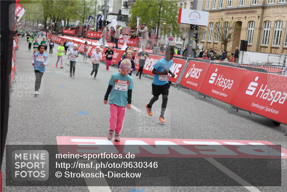 25.04.2026 - Das Zehntel Strokosch-Dieckow http://msf.ph/oto/9630346 25.04.2026 11:06:22 Ziel 5051, 5875, 6587, 6773, 6801, 7215, 7216, 7416, 7471 meine-sportfotos.de