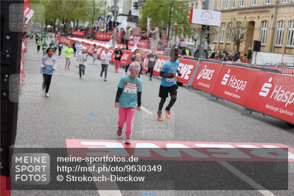 25.04.2026 - Das Zehntel Strokosch-Dieckow http://msf.ph/oto/9630349 25.04.2026 11:06:22 Ziel 5051, 5875, 6587, 6773, 6801, 7215, 7216, 7416, 7471 meine-sportfotos.de