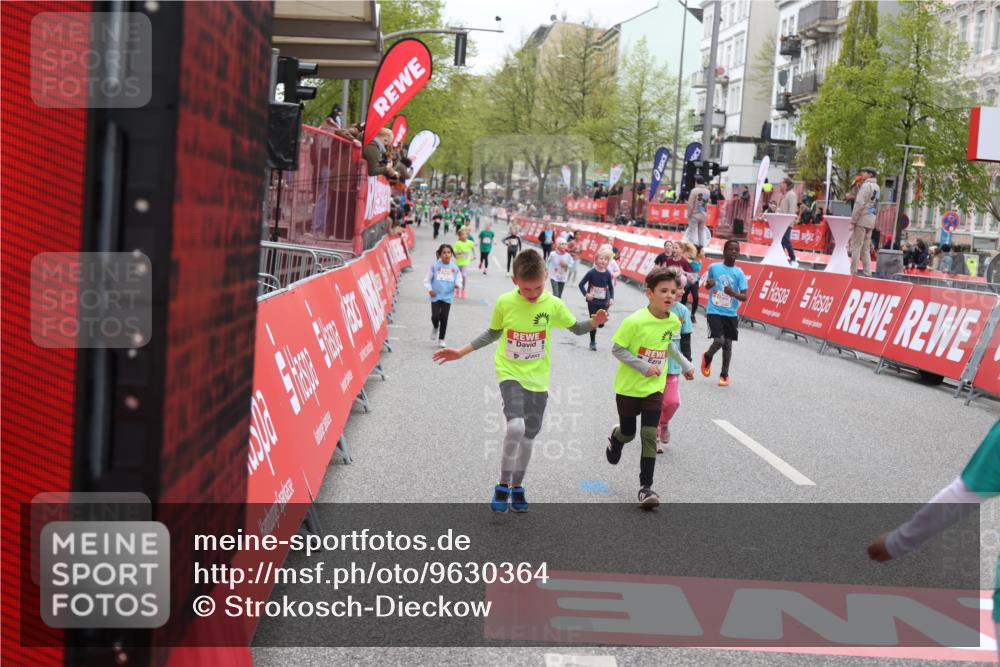 25.04.2026 - Das Zehntel Strokosch-Dieckow http://msf.ph/oto/9630364 25.04.2026 11:06:19 Ziel 5051, 5875, 7215, 7216, 7268, 7295, 7471 meine-sportfotos.de