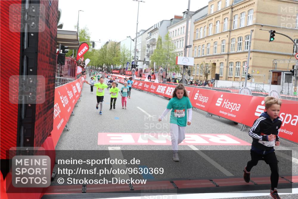 25.04.2026 - Das Zehntel Strokosch-Dieckow http://msf.ph/oto/9630369 25.04.2026 11:06:18 Ziel 5051, 5875, 7215, 7216, 7268, 7295, 7471 meine-sportfotos.de