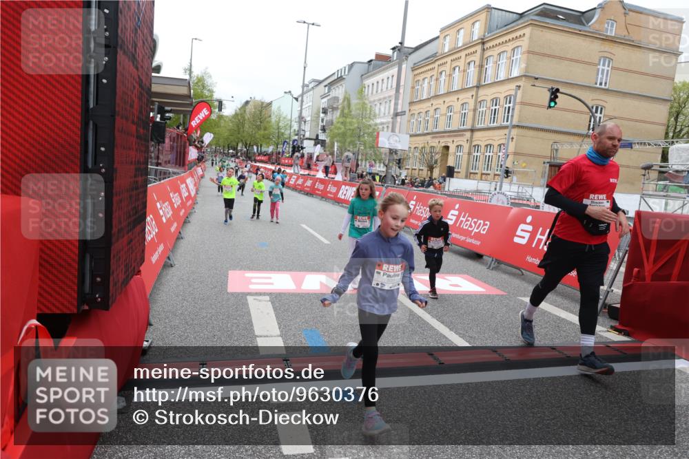 25.04.2026 - Das Zehntel Strokosch-Dieckow http://msf.ph/oto/9630376 25.04.2026 11:06:17 Ziel 5051, 5121, 5875, 7268, 7295, 7471, 8073 meine-sportfotos.de