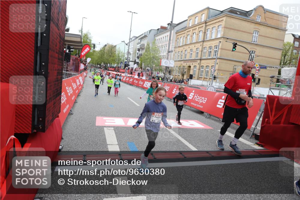 25.04.2026 - Das Zehntel Strokosch-Dieckow http://msf.ph/oto/9630380 25.04.2026 11:06:17 Ziel 5051, 5121, 5875, 7268, 7295, 7471, 8073 meine-sportfotos.de