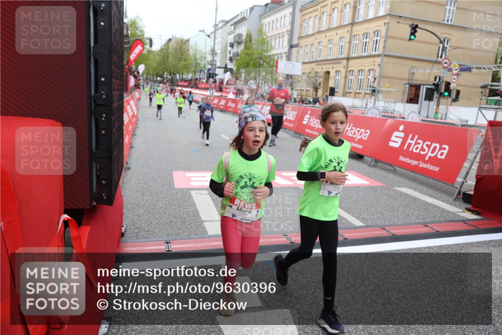 25.04.2026 - Das Zehntel Strokosch-Dieckow http://msf.ph/oto/9630396 25.04.2026 11:06:15 Ziel 5051, 5121, 7268, 7295, 7471, 7564, 7578, 7589, 7637, 7870, 8073 meine-sportfotos.de