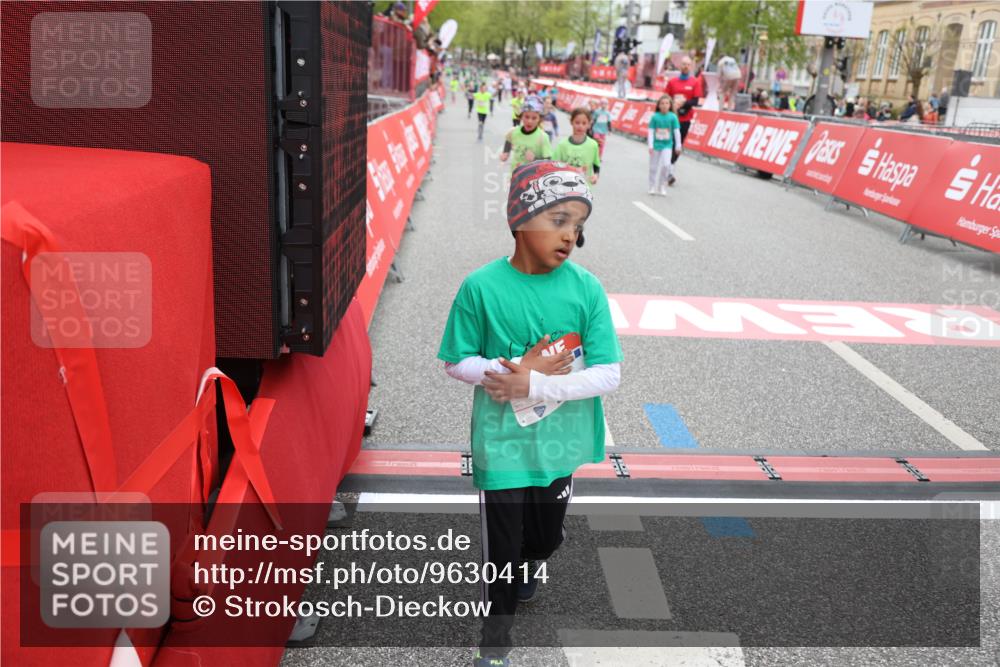 25.04.2026 - Das Zehntel Strokosch-Dieckow http://msf.ph/oto/9630414 25.04.2026 11:06:12 Ziel 5121, 5647, 5952, 7040, 7268, 7295, 7564, 7578, 7589, 7637, 7870, 8073 meine-sportfotos.de