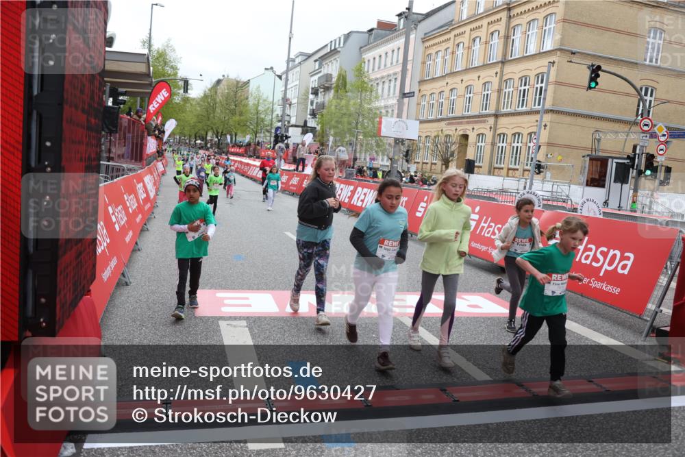 25.04.2026 - Das Zehntel Strokosch-Dieckow http://msf.ph/oto/9630427 25.04.2026 11:06:09 Ziel 5121, 5647, 5952, 6851, 7040, 7564, 7578, 7589, 7637, 7870, 8073 meine-sportfotos.de