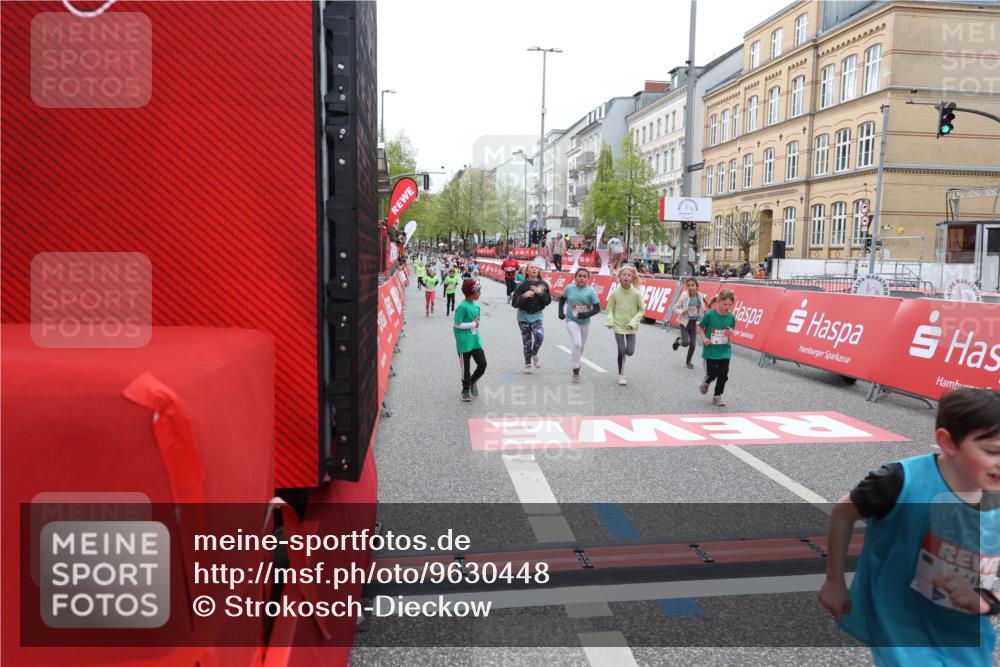 25.04.2026 - Das Zehntel Strokosch-Dieckow http://msf.ph/oto/9630448 25.04.2026 11:06:08 Ziel 5096, 5647, 5944, 5952, 6851, 7040, 7564, 7578, 7589, 7637, 7870 meine-sportfotos.de