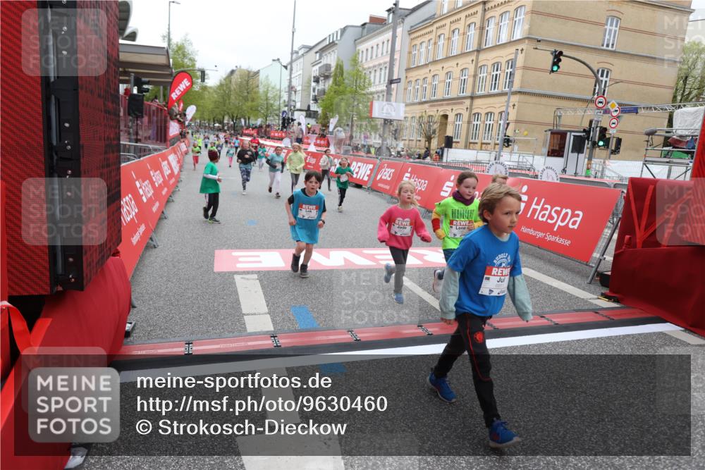 25.04.2026 - Das Zehntel Strokosch-Dieckow http://msf.ph/oto/9630460 25.04.2026 11:06:06 Ziel 5096, 5124, 5647, 5944, 5952, 6159, 6851, 6970, 7040, 7566 meine-sportfotos.de