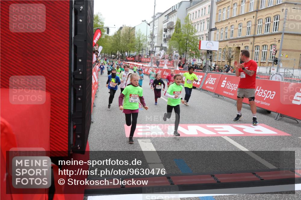 25.04.2026 - Das Zehntel Strokosch-Dieckow http://msf.ph/oto/9630476 25.04.2026 11:04:21 Ziel 5052, 5053, 5115, 5215, 5217, 5410, 5423, 5440, 5914, 5915, 5945, 5998, 6030, 6567, 6887, 7064, 7087, 7237, 7269, 7600, 7609, 7979, 7980, 7994 meine-sportfotos.de