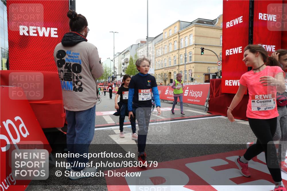 25.04.2026 - Das Zehntel Strokosch-Dieckow http://msf.ph/oto/9630479 25.04.2026 09:03:18 Ziel 2121, 2281, 2283, 2340, 2402, 3017, 3213, 3286, 3293, 3396, 3425, 3550, 3854, 3871, 3909 meine-sportfotos.de