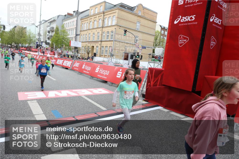 25.04.2026 - Das Zehntel Strokosch-Dieckow http://msf.ph/oto/9630480 25.04.2026 11:06:03 Ziel 5096, 5124, 5886, 5944, 6159, 6599, 6851, 6970, 7210, 7213, 7433, 7461, 7492, 7566 meine-sportfotos.de