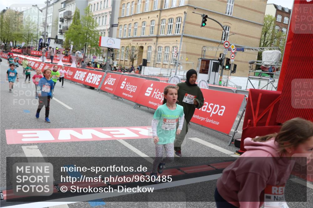 25.04.2026 - Das Zehntel Strokosch-Dieckow http://msf.ph/oto/9630485 25.04.2026 11:06:03 Ziel 5096, 5124, 5886, 5944, 6159, 6599, 6851, 6970, 7210, 7213, 7433, 7461, 7492, 7566 meine-sportfotos.de