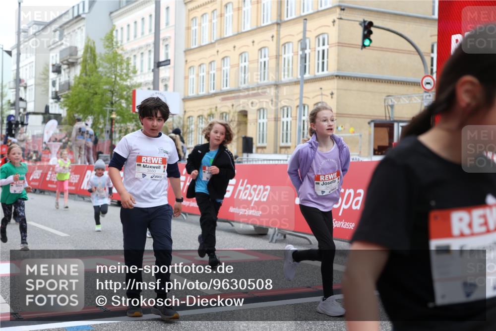 25.04.2026 - Das Zehntel Strokosch-Dieckow http://msf.ph/oto/9630508 25.04.2026 09:03:20 Ziel 1449, 1945, 2281, 2283, 2340, 2378, 2402, 3017, 3213, 3286, 3293, 3425, 3550, 3854, 3871, 3909 meine-sportfotos.de