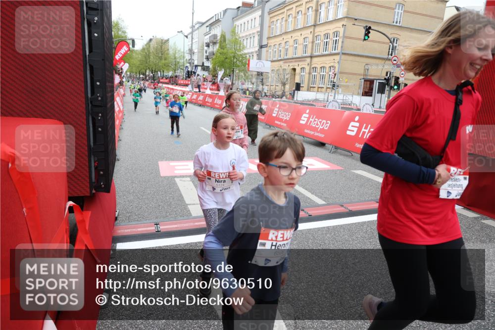 25.04.2026 - Das Zehntel Strokosch-Dieckow http://msf.ph/oto/9630510 25.04.2026 11:06:01 Ziel 5096, 5124, 5686, 5886, 5944, 6159, 6599, 6970, 7210, 7213, 7433, 7461, 7492, 7566 meine-sportfotos.de