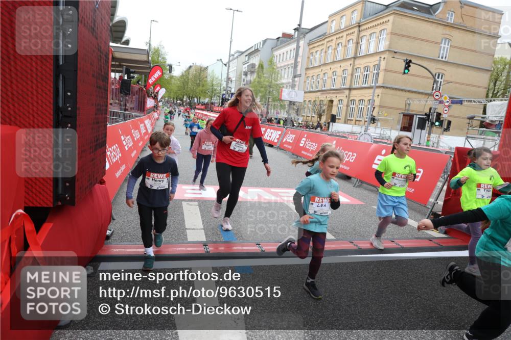 25.04.2026 - Das Zehntel Strokosch-Dieckow http://msf.ph/oto/9630515 25.04.2026 11:06:00 Ziel 5096, 5124, 5686, 5886, 5944, 6159, 6599, 6970, 7210, 7213, 7433, 7461, 7492, 7566 meine-sportfotos.de