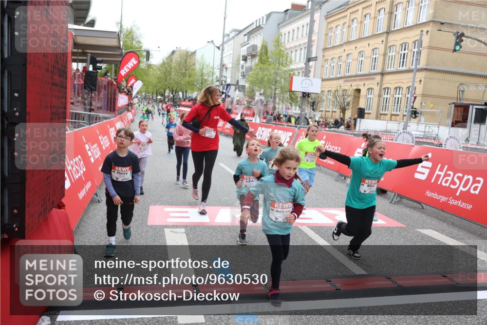 25.04.2026 - Das Zehntel Strokosch-Dieckow http://msf.ph/oto/9630530 25.04.2026 11:05:59 Ziel 5124, 5686, 5886, 6159, 6381, 6599, 6970, 7210, 7213, 7433, 7461, 7492, 7566 meine-sportfotos.de