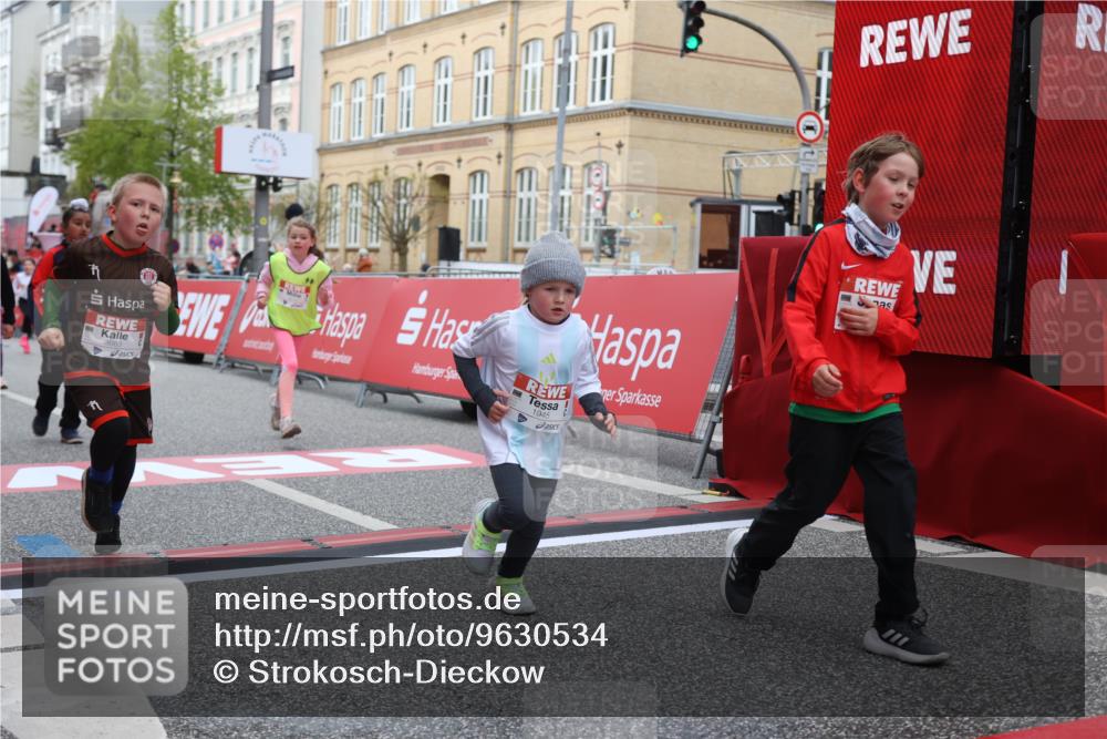 25.04.2026 - Das Zehntel Strokosch-Dieckow http://msf.ph/oto/9630534 25.04.2026 09:03:23 Ziel 1449, 1945, 2283, 2378, 2389, 2949, 3144, 3213, 3425, 3550, 3656, 3663, 3854, 3871, 4021 meine-sportfotos.de