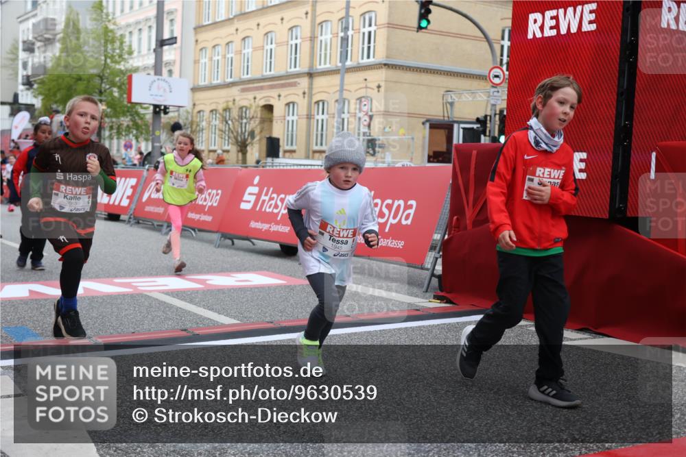 25.04.2026 - Das Zehntel Strokosch-Dieckow http://msf.ph/oto/9630539 25.04.2026 09:03:23 Ziel 1449, 1945, 2283, 2378, 2389, 2949, 3144, 3213, 3425, 3550, 3656, 3663, 3854, 3871, 4021 meine-sportfotos.de
