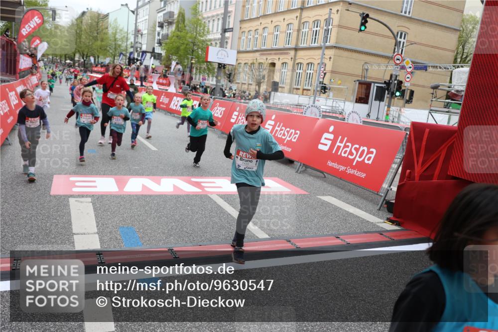 25.04.2026 - Das Zehntel Strokosch-Dieckow http://msf.ph/oto/9630547 25.04.2026 11:05:58 Ziel 5124, 5686, 5886, 6159, 6381, 6599, 7210, 7213, 7433, 7461, 7474, 7492, 7566 meine-sportfotos.de