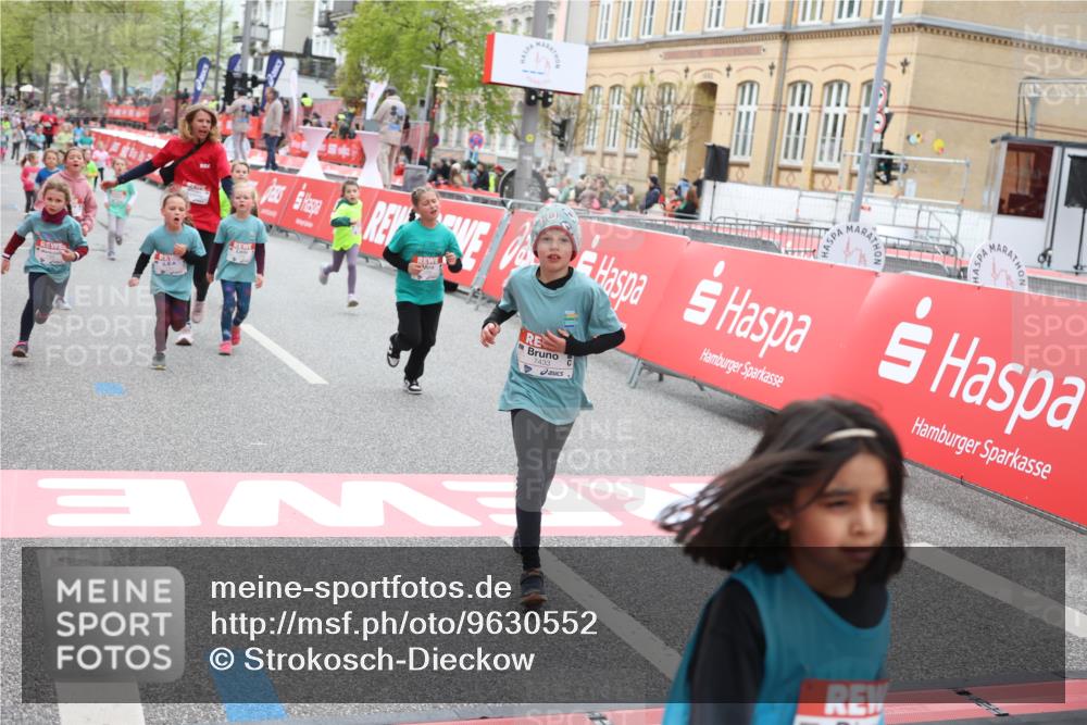 25.04.2026 - Das Zehntel Strokosch-Dieckow http://msf.ph/oto/9630552 25.04.2026 11:05:57 Ziel 5686, 5886, 6381, 6599, 7210, 7213, 7433, 7435, 7461, 7473, 7474, 7492 meine-sportfotos.de