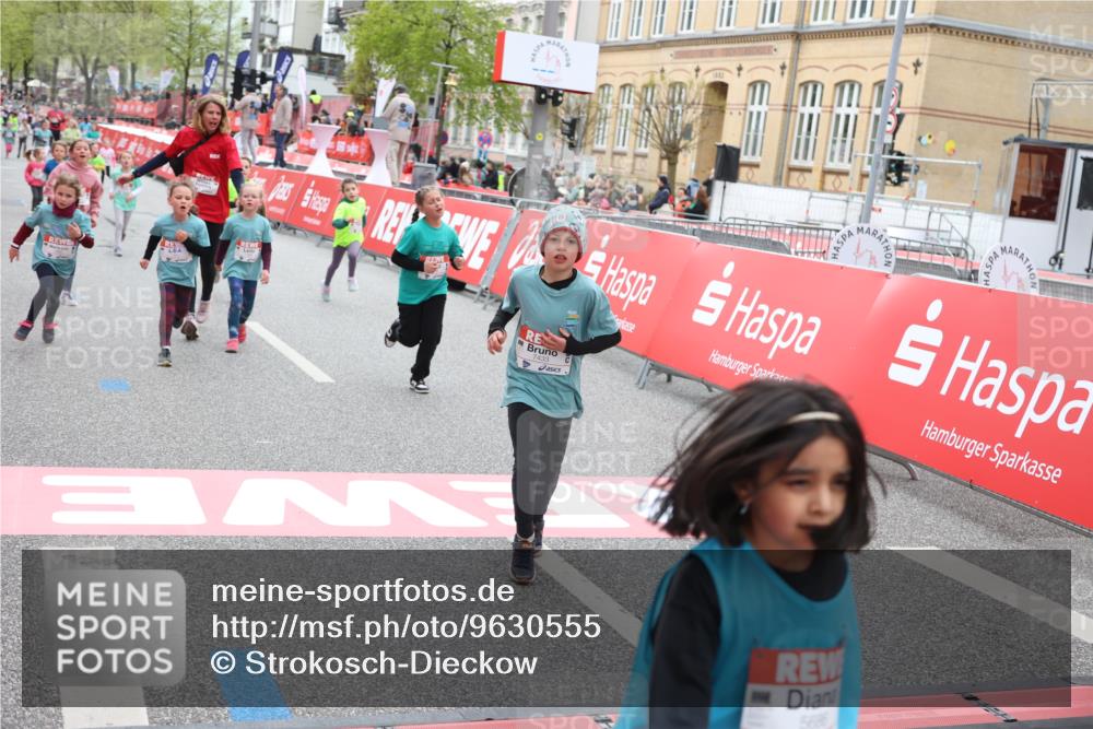25.04.2026 - Das Zehntel Strokosch-Dieckow http://msf.ph/oto/9630555 25.04.2026 11:05:57 Ziel 5686, 5886, 6381, 6599, 7210, 7213, 7433, 7435, 7461, 7473, 7474, 7492 meine-sportfotos.de
