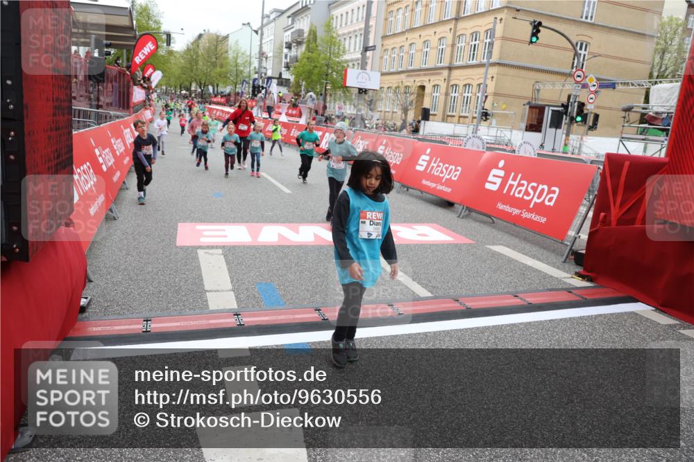 25.04.2026 - Das Zehntel Strokosch-Dieckow http://msf.ph/oto/9630556 25.04.2026 11:05:56 Ziel 5686, 5776, 6381, 7433, 7435, 7473, 7474, 7828, 7831 meine-sportfotos.de
